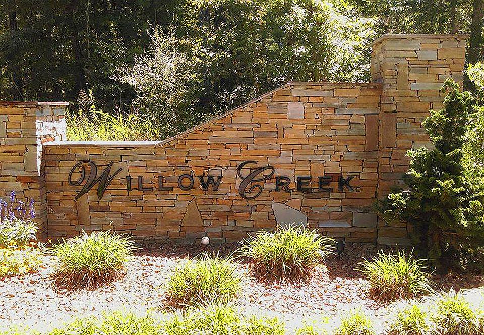 2nd image of Willow Point