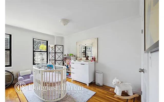 Rented by Douglas Elliman | media 6