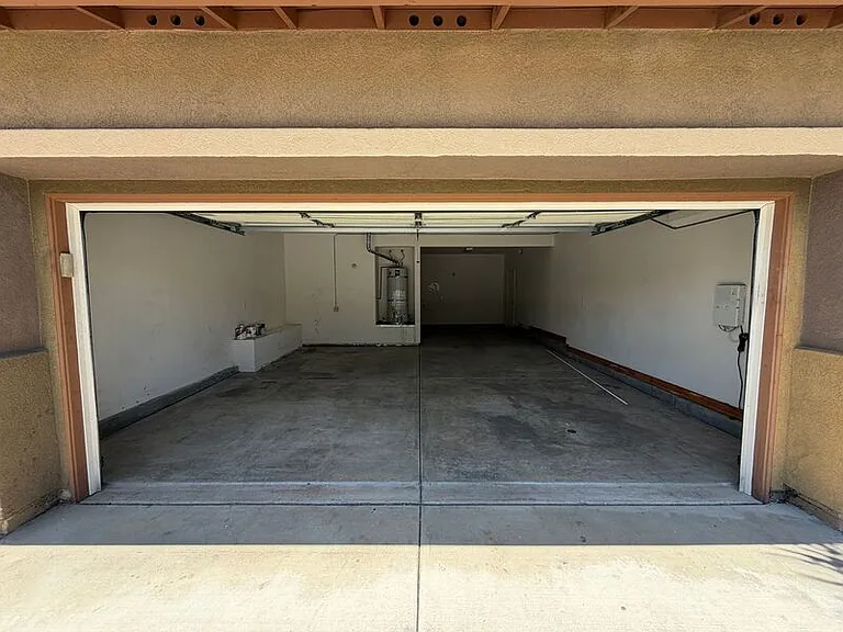 46263 Drymen Ave — Photo 28