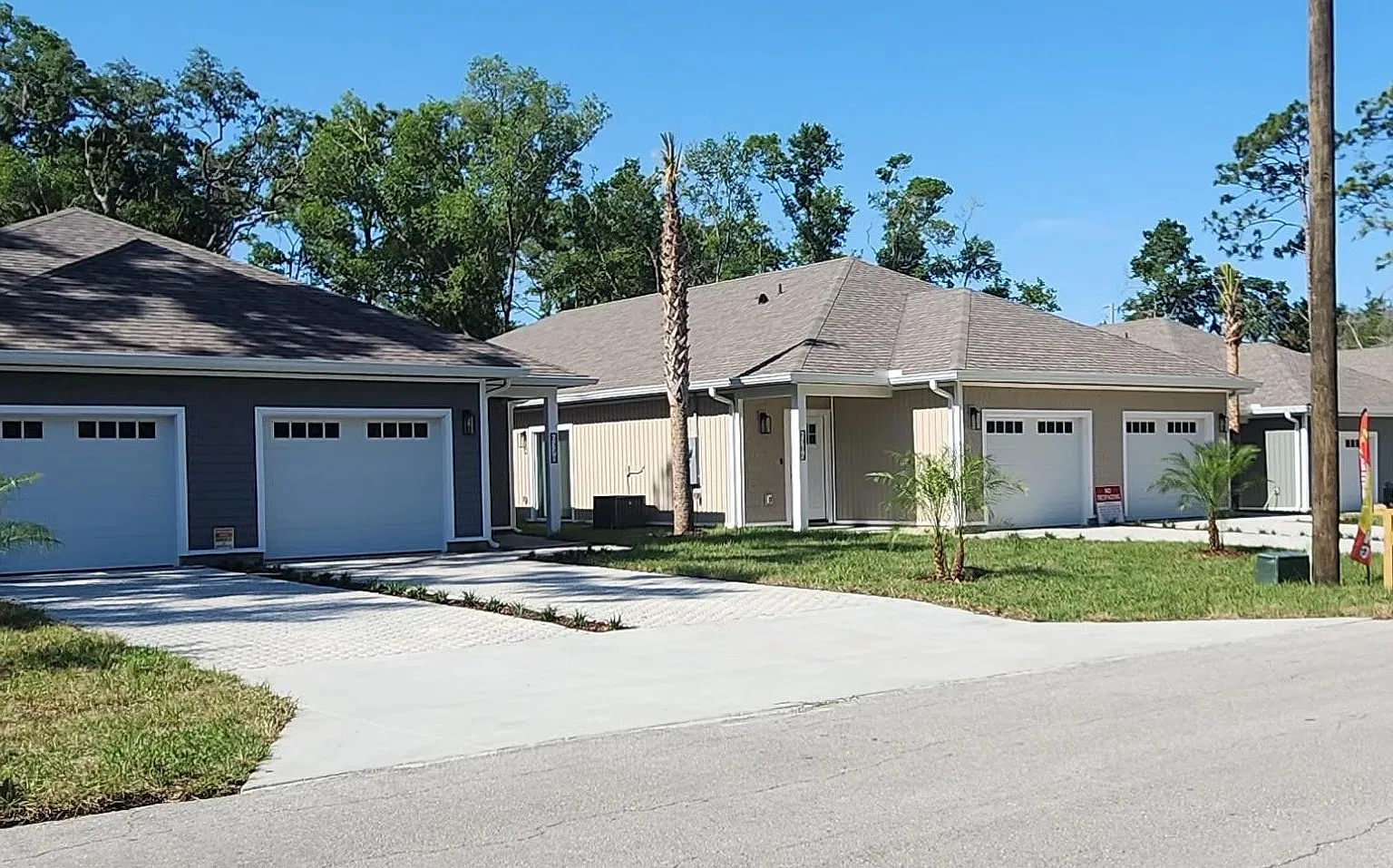 6408 W Flanders Ln — Photo 1