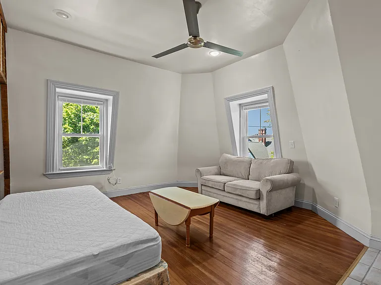 30 Princeton Ave #6 — Photo 10