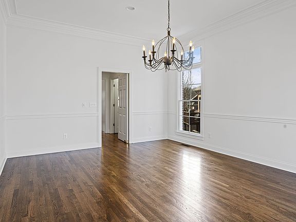 4th image of 46 Green Vw