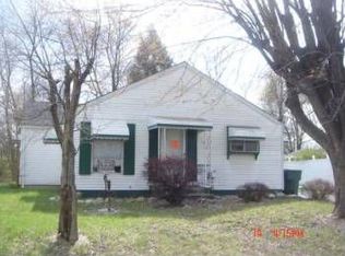 1899 Barnett Ct W, Columbus, OH 43227