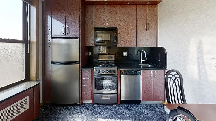 Sold by Remax Edge | media 25