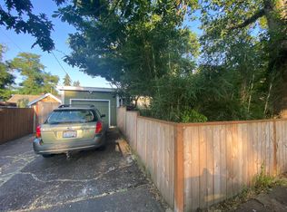 6030 SE 85th Ave, Portland, OR 97266