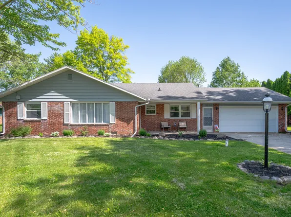 9104 W Lone Beech Dr, Muncie, IN 47304