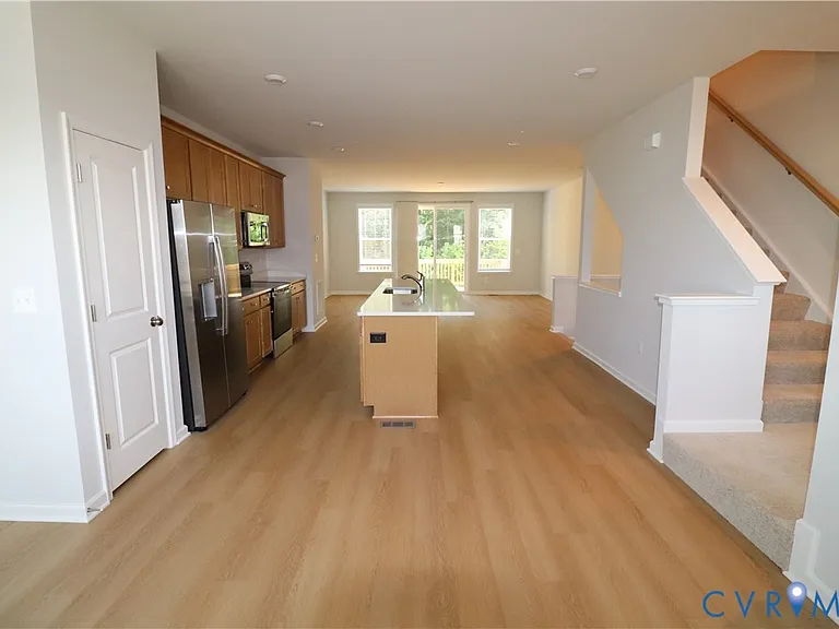 419 Burden Dr — Photo 32