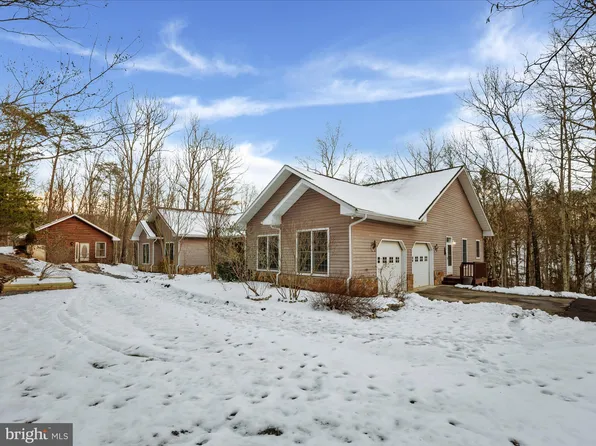 311 Jermikey Ct, Hedgesville, WV 25427