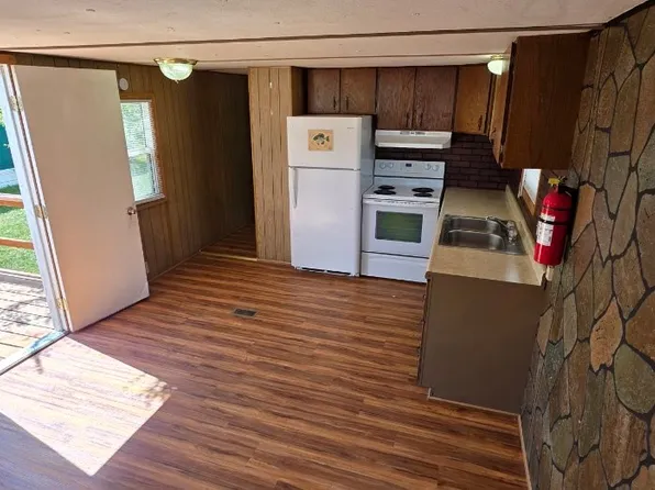 1805 Joslyn St Trailer 72, Helena, MT 59601