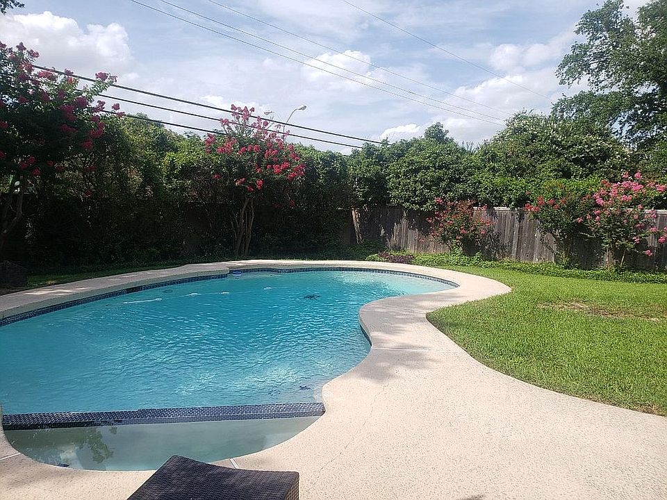 1st image of 13207 Pennystone Dr