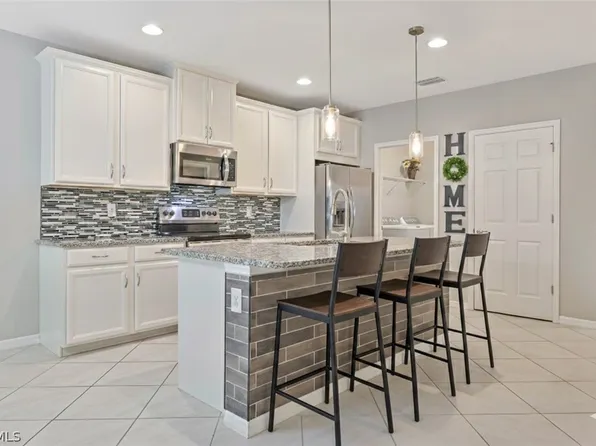 4390 Dutchess Park Rd, Fort Myers, FL 33916