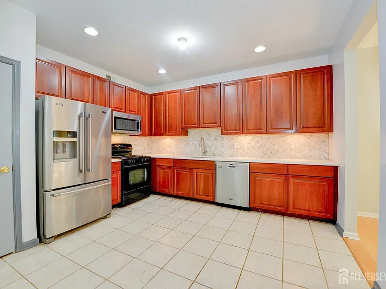 34 Forest Dr — Photo 14