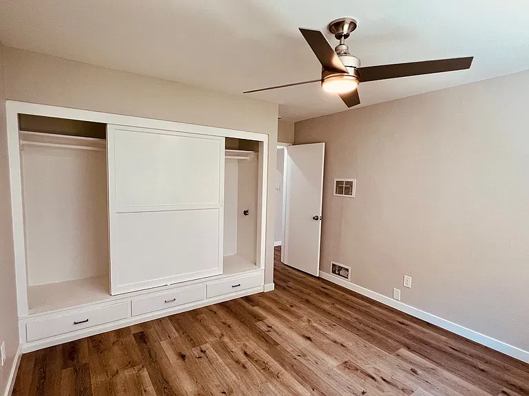 4552 Utah St — Photo 8