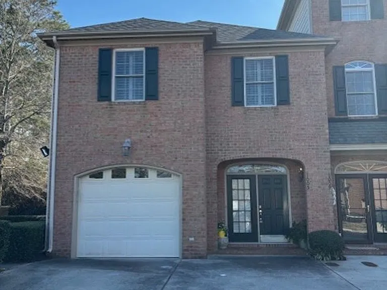 1005 Draketail Ln — Photo 1