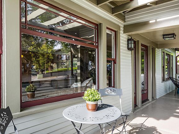 2nd image of 2107 Ridgeview Ave