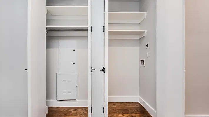 Rented by Nooklyn NYC LLC | media 67