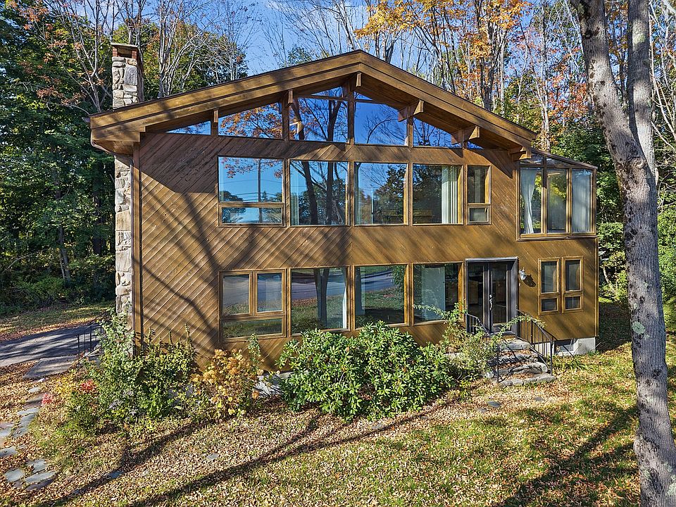 1st image of 34 Waldo Avenue