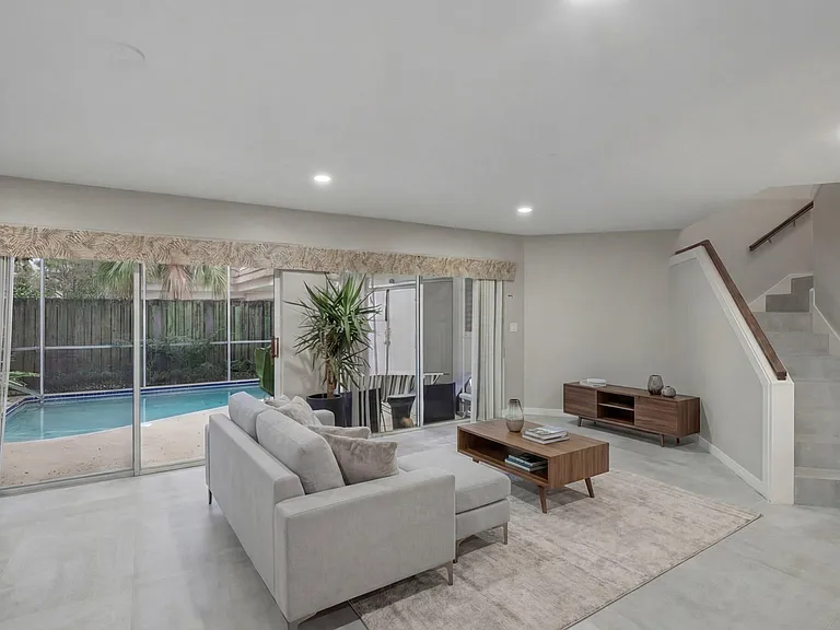 4348 Hazel Ave #B — Photo 5