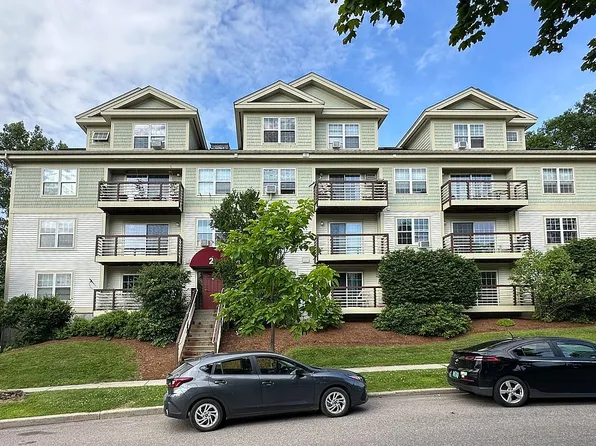 297 Hildred Dr, Burlington, VT 05401