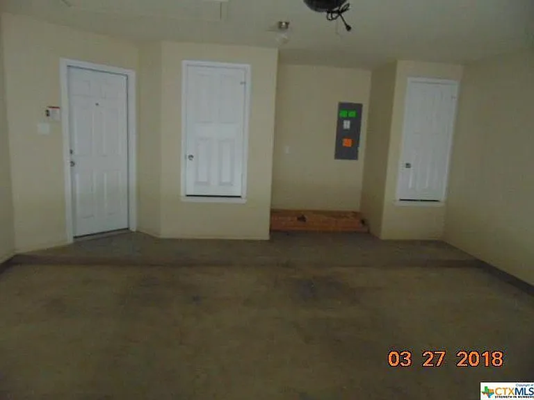 garage pic 2
