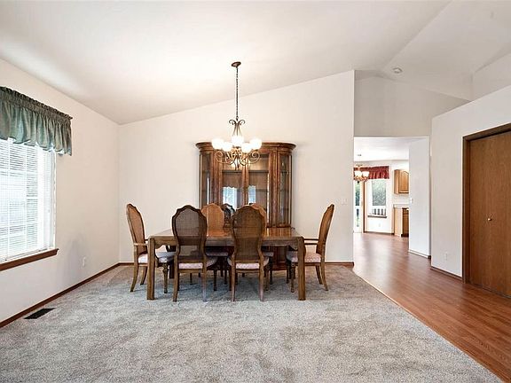 5th image of 1319 Canyon Ave