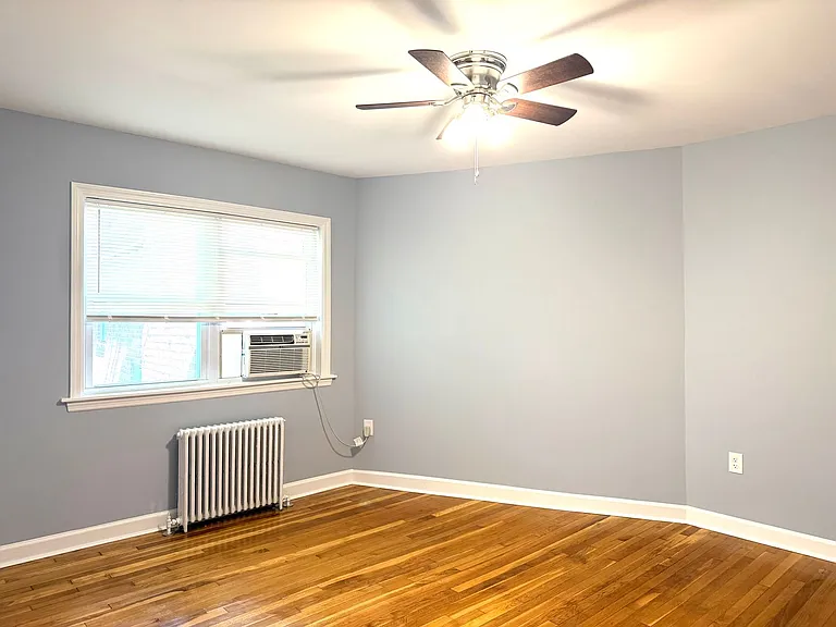 4108, 40th St, 4013 38th St. DWG LLC — Photo 16