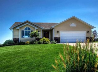 561 Enchantment Rd, Rapid City, SD 57701