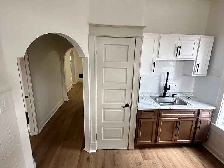 3148 Miami St #1F — Photo 10