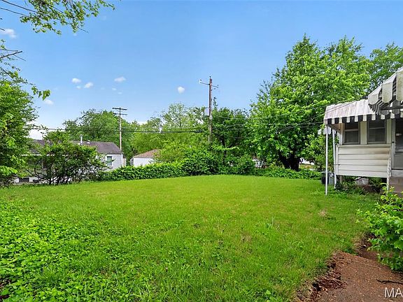 4th image of 1128 Bliss Dr