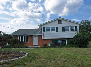 4508 Vest Dr, Roanoke, VA 24018