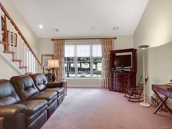 3rd image of 5448 Trevino Dr