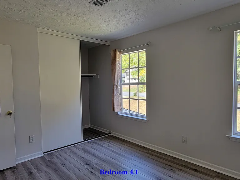 1376 Heritage Glen Dr — Photo 42