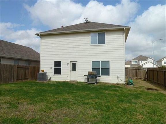 3rd image of 19303 Cypress Peak Ln