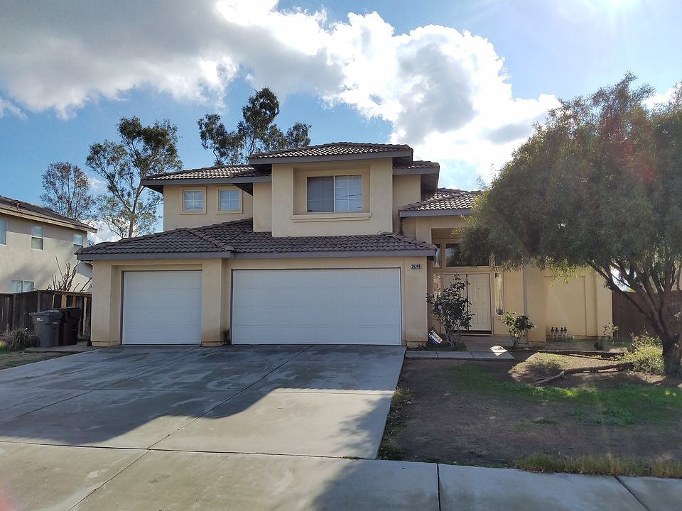 1st image of 26249 Leafwood Dr