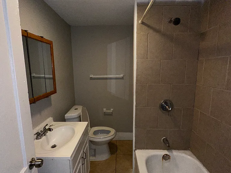 71 Willis St #A — Photo 8