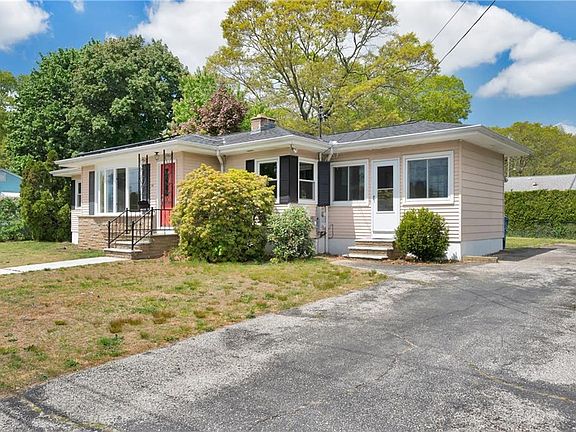 3rd image of 85 Eugene St