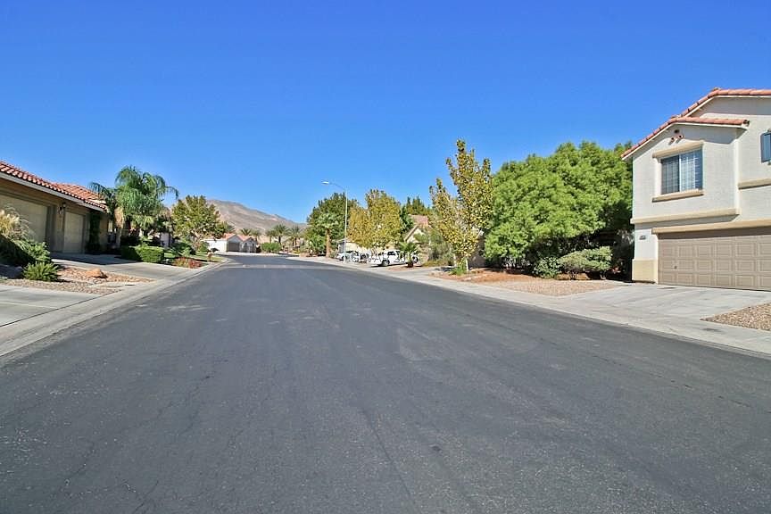 1st image of 9628 Kelly Creek Ave
