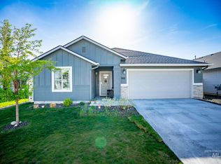 142 N Cranesbill Ave, Kuna, ID 83634