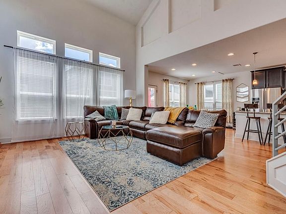2nd image of 1509 Casa Dr