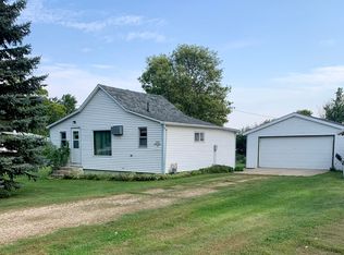 207 Grant St, Clark, SD 57225