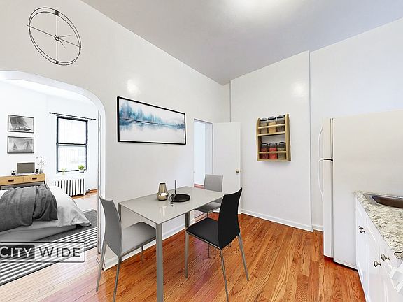 2nd image of 222 E 51st St APT 3D