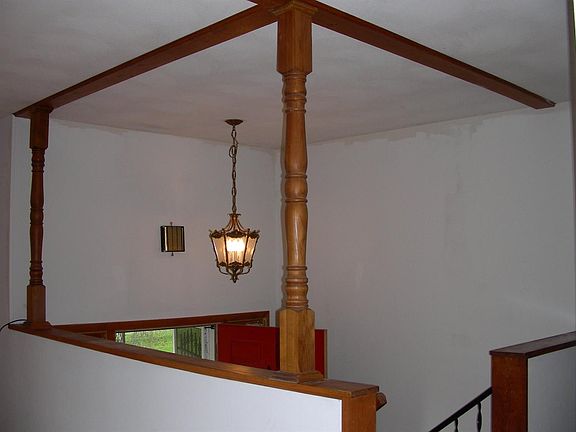 5th image of 12 Medallion Dr