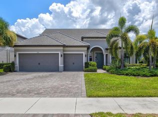 7977 Grande Shores Dr, Sarasota, FL 34240