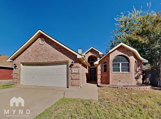 8617 Saranac Trl, Fort Worth, TX 76118