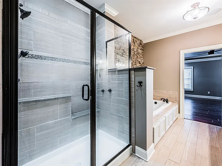 730 Bennington Park Dr — Photo 16