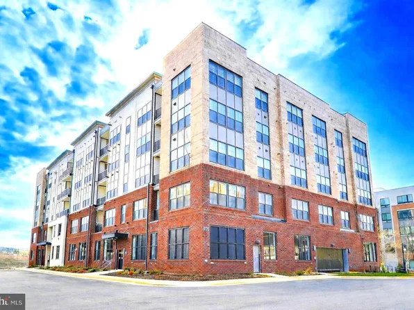 106 Saint Ives Pl Unit 408, Oxon Hill, MD 20745