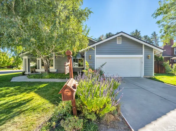 1853 Chaise Dr, Carson City, NV 89703