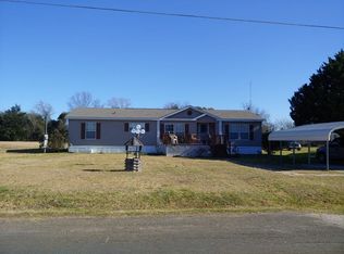 721 Henderson Blvd, Groesbeck, TX 76642