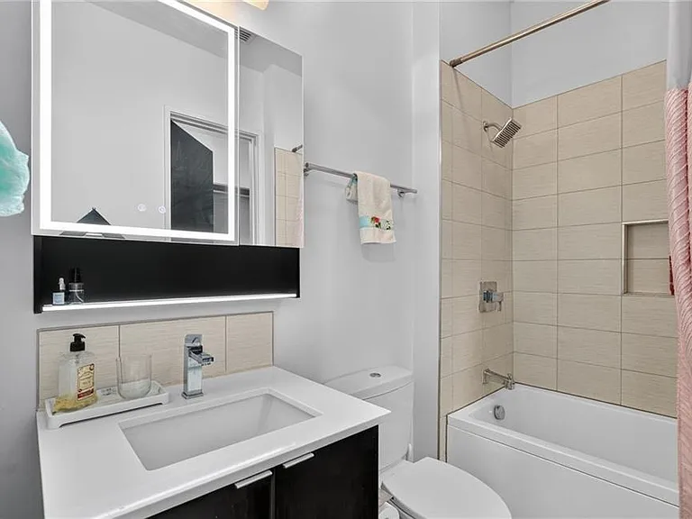 721 Longleaf Dr NE #1 — Photo 26