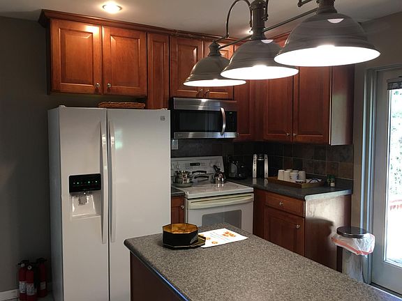 Kitchen - main level